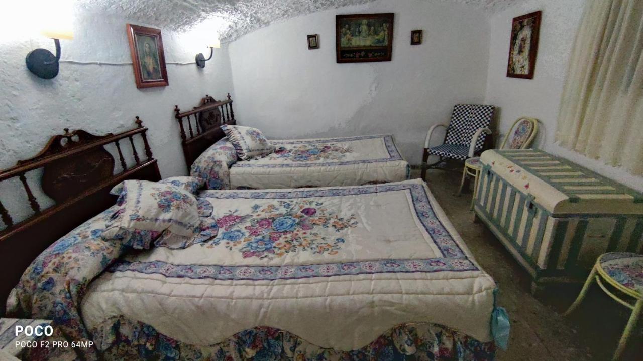 Вилла Cueva De La Abuela Лос-Каррионес Экстерьер фото