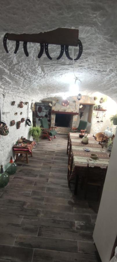 Вилла Cueva De La Abuela Лос-Каррионес Экстерьер фото